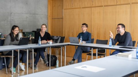 Zum Artikel "„Integrated models of cognitive and physical human-robot interaction“ Projekt Treffen in Tübingen"