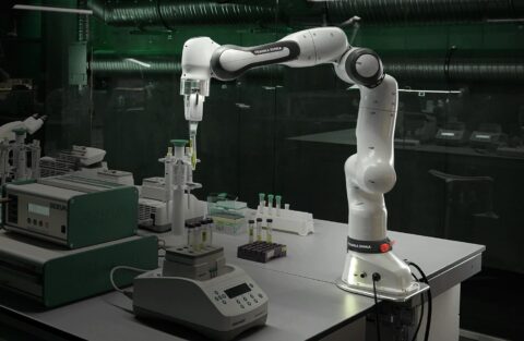 Zum Artikel "Online Trajectory Optimization for a Robotic Manipulator Using Model Predictive Control"